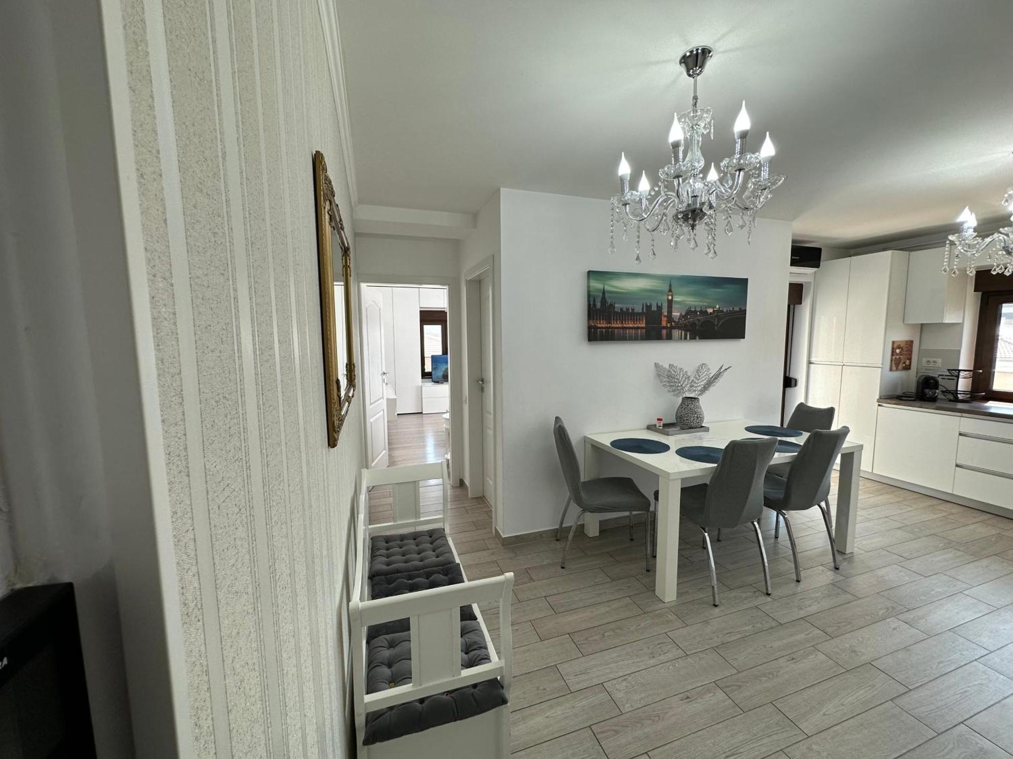 Venetia Apartament - Timisoaraアパートメント エクステリア 写真